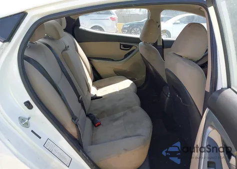 2014 Hyundai Elantra Se z USA, uszkodzony, nr VIN 5NPDH4AE4EH464723